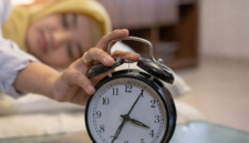 Bangun jam 4 pagi memberi banyak manfaat seperti meningkatkan produktivitas, kesehatan mental, metabolisme tubuh, dan kualitas tidur lebih baik. ( Poto : UrbanviBes.ID