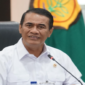 Amran menekankan bahwa masuknya barang ilegal tidak hanya melanggar aturan, tetapi juga dapat merugikan petani lokal. ( Poto : Agronews.id )