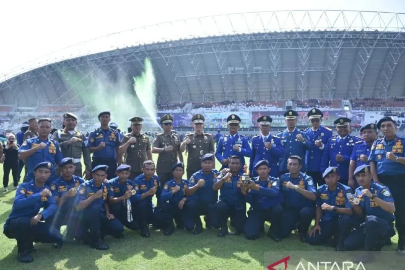 Tim Damkartan Kota Jambi berhasil meraih juara harapan 2 tingkat nasional pada National Firefighter Skill Competition 2026.( Poto : ANTARA ).