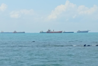 Selat Malaka menjadi jalur perdagangan dan energi dunia yang vital dengan arus kapal tinggi, risiko keamanan, serta peran penting bagi ekonomi global. ( Poto : Liputan6.com )