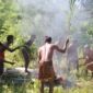 Sebanyak 15 masyarakat adat Orang Rimba dilibatkan dalam pencegahan Karhutla di Jambi melalui pelatihan dan simulasi penanganan kebakaran.( Poto : ANTARA).