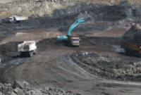 Anggota DPR RI Cek Endra menyoroti ketimpangan listrik di daerah penghasil batu bara seperti Jambi yang masih banyak desa belum terlistriki. ( Poto : Jambi One ).