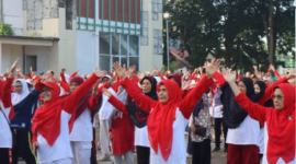 DPW FK KBIHU dan Kemenhaj Jambi menggelar Senam Sehat Berkah untuk calon jemaah haji 2026.( Poto : Universitas Jambi ).