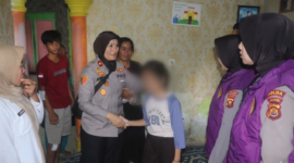 Upaya Humanis Polda Jambi Pulihkan Trauma Anak Usai Insiden Penusukan.( Poto : Sinar Jambi )