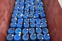 Polresta Jambi mengungkap penimbunan solar subsidi Jambi sebanyak 4.000 liter.( Poto : ANTARA/Humas Polresta Jambi ).