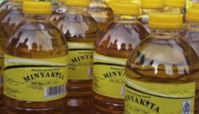 Harga Minyak Goreng Terus Meroket, Ini Daerah dengan Harga Tertinggi.( Poto : Metro Tv)