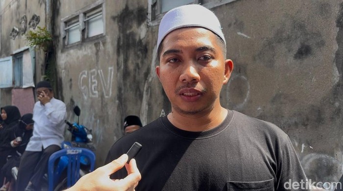 Mahasiswi asal Jambi tewas dalam kecelakaan kereta di Bekasi. Keluarga sempat mencari korban semalaman hingga teridentifikasi melalui tes DNA.( Poto : detiksumbagsel ).