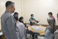 Seorang ibu rumah tangga di Kota Sungai Penuh, Jambi, berhasil menggagalkan aksi perampokan yang menyasar rumahnya.