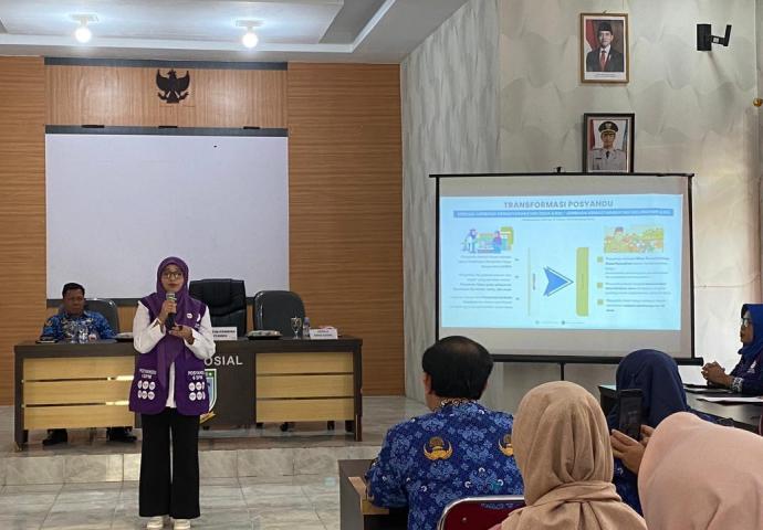 Ketua Pembina Posyandu Kota Jambi, Nadiyah Maulana, genjot implementasi Posyandu 6 SPM untuk meningkatkan layanan dasar dan memperkuat pelayanan publik berbasis masyarakat.( Poto : JAMBIlink)