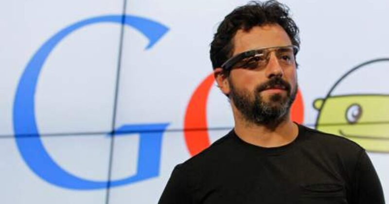 Pendiri Google Sergey Brin menyesal pensiun dan memilih kembali aktif mengembangkan AI di Alphabet demi mengejar pesatnya inovasi teknologi.