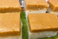 Lapis srikaya ini sejak dulu memang disukai. Teksturnya lembut, manisnya pas, dan aromanya khas dari santan dan telur.( Poto : RRI/Nurfitriani ).