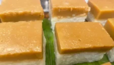 Lapis srikaya ini sejak dulu memang disukai. Teksturnya lembut, manisnya pas, dan aromanya khas dari santan dan telur.( Poto : RRI/Nurfitriani ).