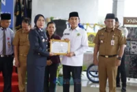 Pemkab Muaro Jambi meraih penghargaan Mitra Kerja Pemasyarakatan pada HBP ke-62 Tahun 2026 di LPP Jambi.( Poto : RRI ).