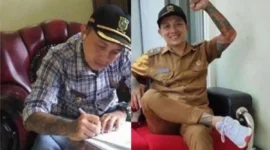 Kepala Desa Purwasaba Hoho Alkaf Banjarnegara kembali jadi sorotan setelah mobil Honda Civic Turbo miliknya dibakar.( Poto : Tribun Lampung ).