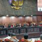 MK menolak uji materi Delpedro Marhaen terkait pasal penghasutan dan berita bohong dalam KUHP baru karena tidak memenuhi syarat formil.  ( Poto : detikcom/Kurniawan)