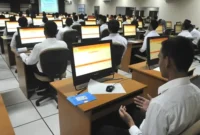 Pemkab Tuban mengevaluasi 693 PPPK paruh waktu melalui uji kompetensi berbasis CAT untuk menilai kinerja secara objektif dan terukur.( Poto : Tribunnews.com )