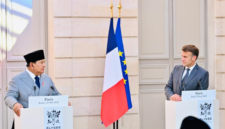 Prabowo Subianto Bertemu Emmanuel Macron di Paris( Poto : Presiden Republik Indonesia ).