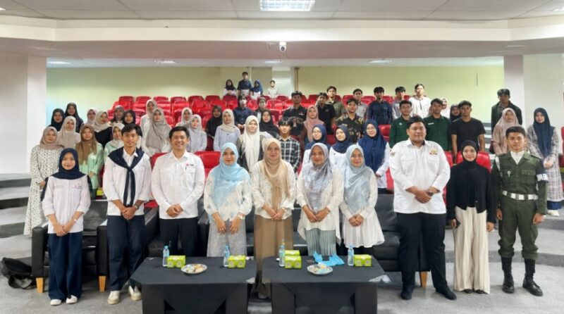 Mahasiswa mengikuti Seminar Donor Darah XVII UIN STS Jambi.( Poto : JambiPrima.com )