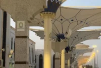 Arab Saudi Pasang Payung Pendingin di Masjid Namira untuk Lindungi Jemaah Haji 2026.( Poto : HIMPUH NEWS ).