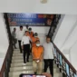 Eks Kadisdik Jambi ditahan dalam kasus korupsi DAK SMK 2021 yang merugikan negara Rp21,8 miliar. Polisi juga menetapkan dua tersangka lainnya.( Poto : ANTARA ).