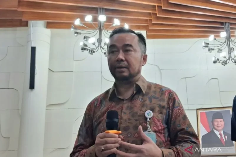 Kemenkes siaga hantavirus dengan memperketat pengawasan kesehatan dan mencegah masuknya melalui bandara dan pelabuhan.( Poto : ANTARA ).