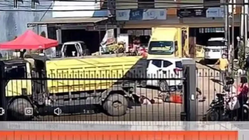 Rekaman CCTV kecelakaan di Kebon IX, Kecamatan Sungai Gelam, Muaro Jambi pada Kamis (28/5/2026).( Poto : tribunjambi.com )