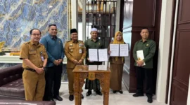 Pemkot Jambi dan Baznas memperkuat layanan kesehatan gratis bagi warga tidak mampu melalui MoU.( Poto : Kalangan Jambi.com ).