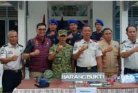 Lapas Muara Bungo menggelar razia blok hunian dan tes urine warga binaan untuk memberantas HALINAR serta menjaga keamanan dan ketertiban lapas.( Poto : JAMBI PRIMA.COM ).