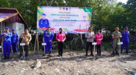 HUT Bhayangkara ke-80, tanam 2.000 batang mangrove, Kamis (28/05/2026).(Poto : jambilink.id )