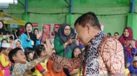 Pemkot Jambi mendorong kreativitas anak PAUD melalui lomba mewarnai sebagai upaya meningkatkan kualitas SDM menuju Indonesia Emas 2045.( Poto : ANTARA ).