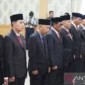 Bupati Sarolangun H. Hurmin merotasi 9 pejabat eselon II untuk memperkuat kinerja OPD dan meningkatkan efektivitas pelayanan publik di lingkungan Pemkab Sarolangun.( Poto : ANTARA ).