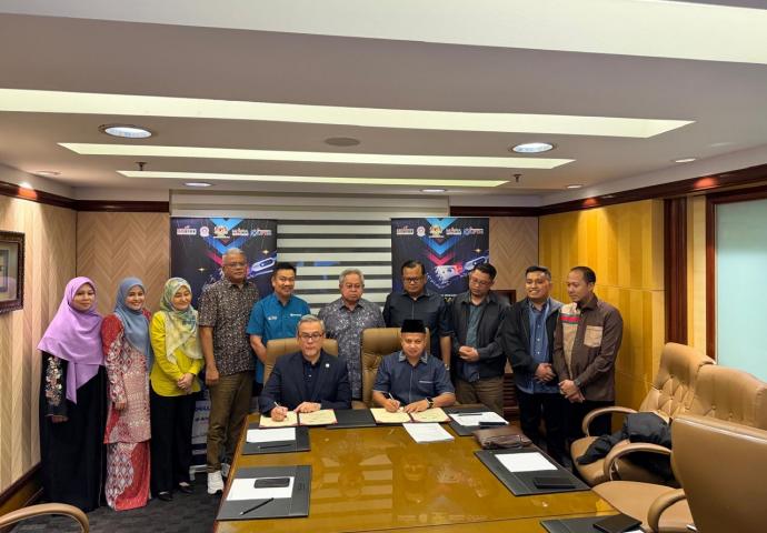 IAIMA Jambi Perluas Jaringan Internasional Lewat MoU dengan UPTM Malaysia
Penandatanganan Digelar di Kuala Lumpur.( Poto : JAMBIlink ).