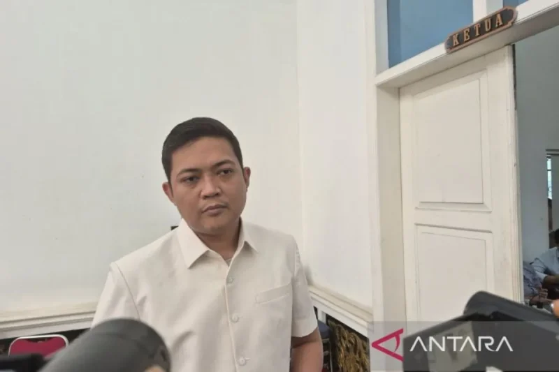 Ketua DPRD Provinsi Jambi Muhammad Hafiz( Poto : ANTARA ).