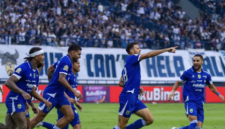 Persib Bandung kembali meraih lisensi klub profesional AFC untuk musim 2025/2026. Capaian ini menegaskan konsistensi Persib dalam memenuhi standar klub profesional Asia.( Poto : istimewa ).
