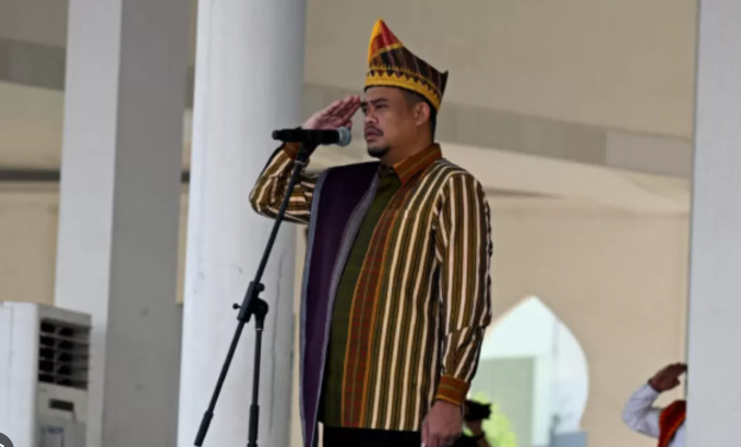 Pemprov Sumut menaikkan gaji guru PPPK Sumut menjadi Rp2 juta per bulan. Bobby Nasution mendorong kenaikan berkala setiap tahun.( Poto : Signal24).
