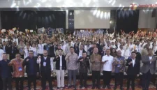 Gubernur Al Haris mendorong pengusaha muda Jambi untuk tampil dan bersaing di tingkat nasional melalui momentum Munas HIPMI 2026.( Poto : Jambi SATU.id ).
