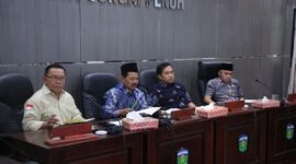 Komisi II DPRD Sungai Penuh menyoroti tata kelola retribusi parkir dan pasar yang dinilai belum optimal. ( Poto : JAMBIEKSPRES.CO.ID ).