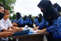 Sejumlah Pegawai Negeri Sipil (PNS) formasi guru di lingkungan Pemerintah Kabupaten Bungo ( Poto : istimewa ).