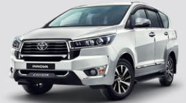 Toyota Innova Crysta 2026 resmi hadir sebagai SUV keluarga premium dengan desain lebih elegan, fitur modern, dan teknologi canggih. ( Poto : mobilinanews.com ).