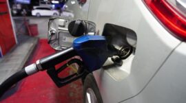 penyebab mobil boros BBM ( KOMPAS.com ).