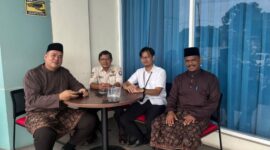 Ombudsman Jambi turun langsung mengklarifikasi isu siswa MTs Laboratorium Jambi yang diduga tidak bisa mengikuti ujian akibat tunggakan SPP.( Poto : JAMBIPRIMA.COM ).