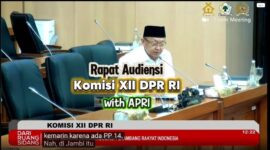 Anggota Komisi XII DPR RI Fraksi Golkar, Drs H Cek Endra.( poto : jambiprima.com )