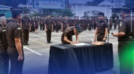 Kejati Jambi melantik 170 ASN berdasarkan Peraturan Pemerintah Nomor 11 Tahun 2017 tentang Manajemen PNS.( Poto : jambiekspres.co.id ).