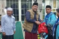 Pemerintah Kabupaten Merangin memberangkatkan 101 Calon Jamaah Haji Kloter 23 musim haji 1447 H melalui prosesi pelepasan di Masjid Baitul Makmur.( Poto : JAMBIPRIMA.COM ).
