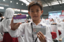 Pemerintah melalui Kemendikdasmen memperkuat Program Indonesia Pintar (PIP) 2026 untuk membantu siswa miskin dan rentan miskin agar tetap bersekolah.( Poto : Kemendikdasmen ).