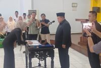 Mutasi ASN Mukomuko 2026, Bupati Choirul Huda melantik 104 pejabat untuk penyegaran organisasi dan peningkatan kinerja pemerintahan daerah.( Poto : Radar Mukomuko ).