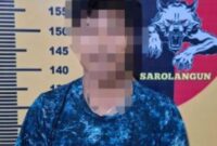 Polisi Sarolangun menangkap RJ dalam kasus pencurian sawit.( Poto : jambiprima.com )
