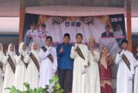 Bupati Merangin menghadiri Wisuda Tahfidz Juz 30 di SMPN 1 Merangin dan memberikan apresiasi kepada para siswa penghafal Al-Qur’an.( Poto : JAMBIEKSPRES.CO.ID ).