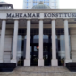 Mahkamah Konstitusi menerima pencabutan gugatan uji materi UU APBN 2026 terkait program Makan Bergizi Gratis atau MBG.( Poto Poto : Istimewa ).