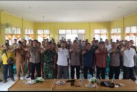 PTPN IV PalmCo melalui PTPN IV Regional III menggandeng kepolisian, TNI, pemerintah daerah, dan masyarakat untuk pencegahan.( Poto : JAMBIlink ).